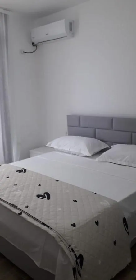 Joy Summer Apartment Skataj 0*,  Albania